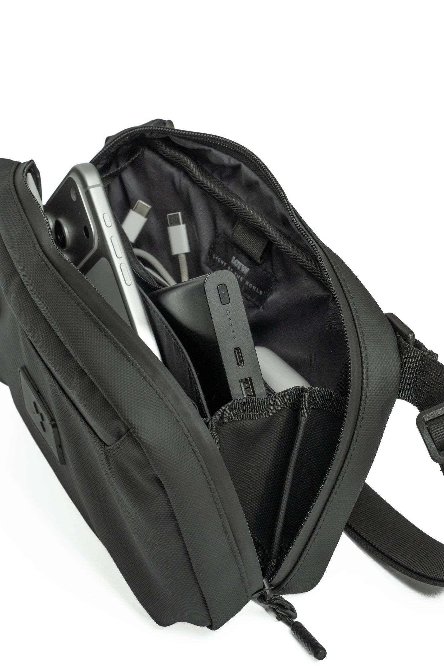118 Crossbody
