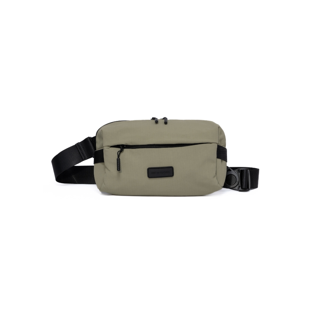 14 Fanny Pack