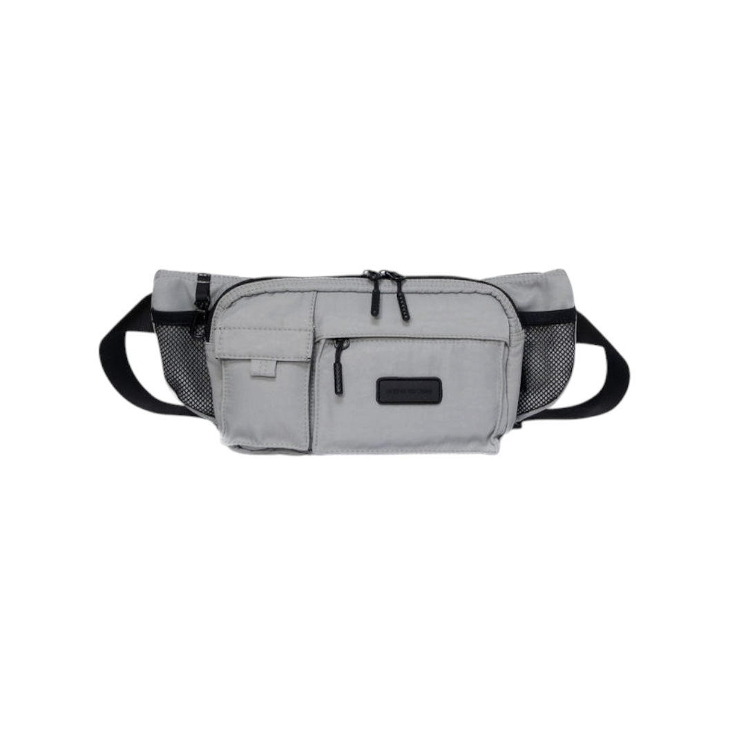 05 Fanny Pack